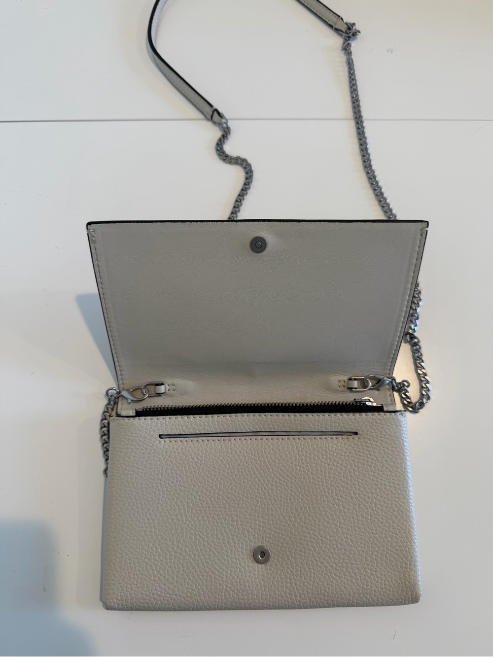 Calvin Klein Women's Cream Crossbody Chain Shoulder Bag - Picture 2 of 4